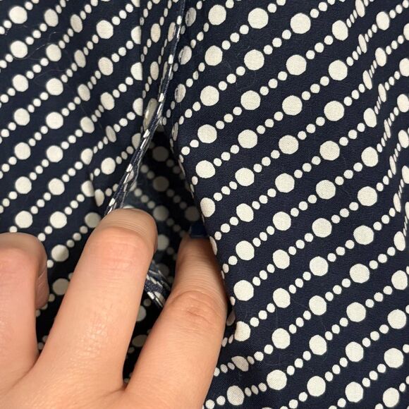 Talbots Navy White Button Up Cotton Blouse Polka Dot Wrinkle Resistant Petite 12 - Picture 7 of 11